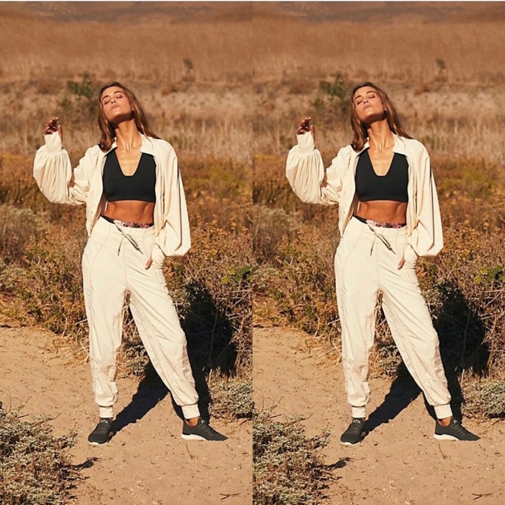 ❤️Free People Movement Color Me Happy Jogger Set